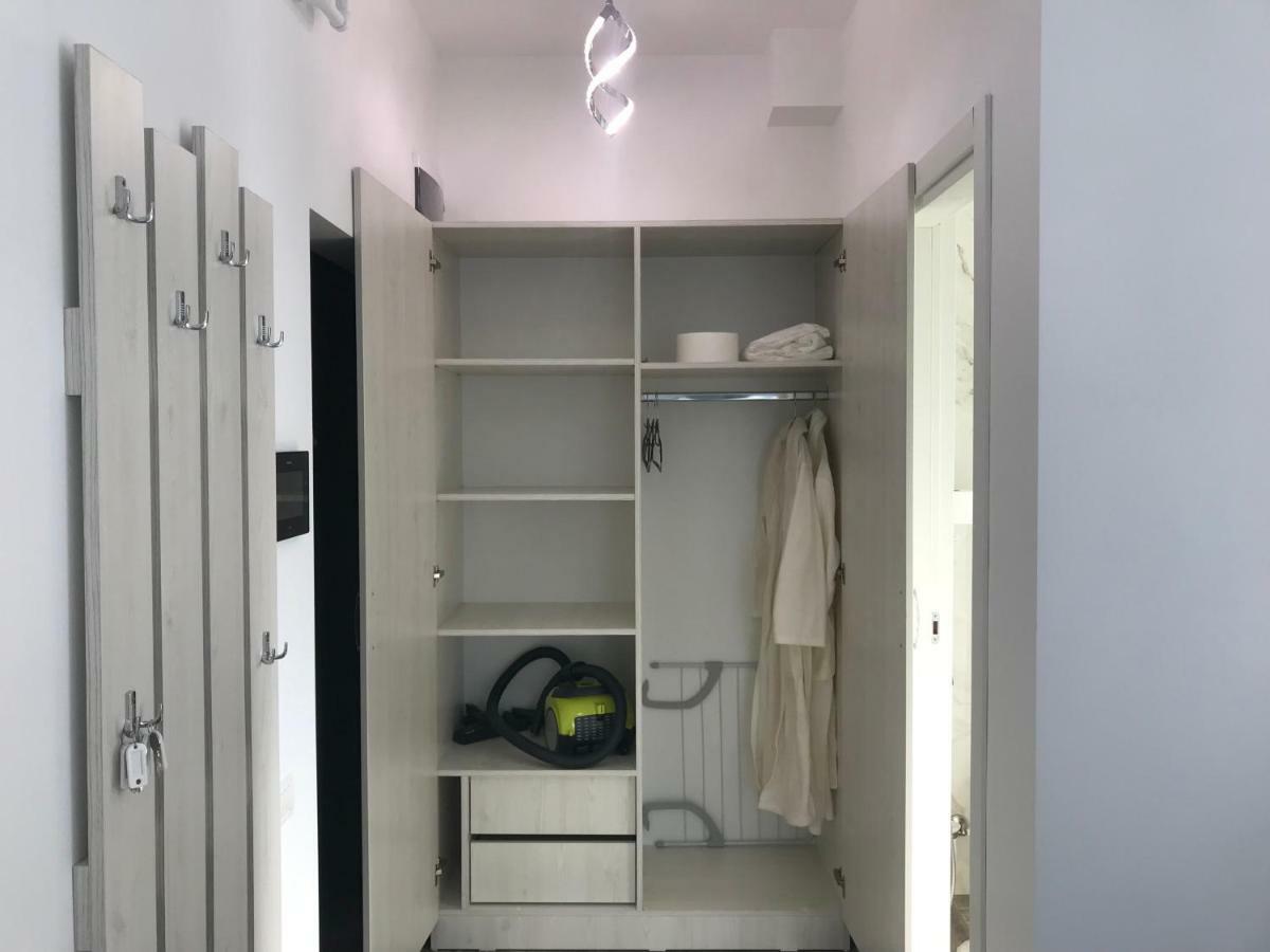 Apartamento Studio For 2 In Mamaia Summerland Exterior foto